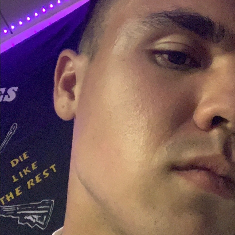 Meet your Posher, Eric